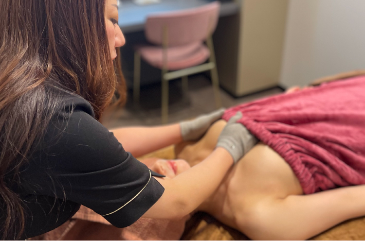 おっぱいの神様による施術